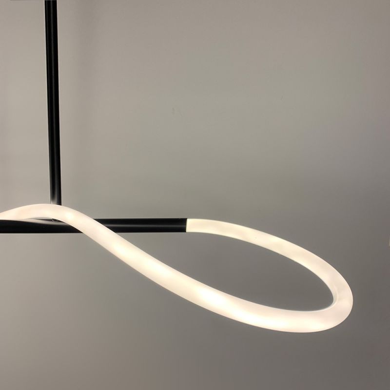 Чорна видовжена люстра ELISION з гнучкою LED стрічкою 150 см
