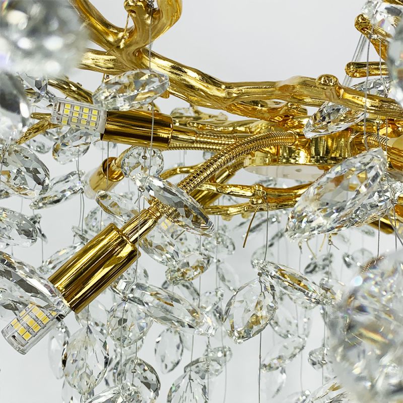 Вишукана золота люстра DIAMINA з кришталевим камінням Ø 80 см