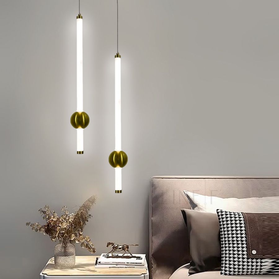 Led світильник у вертикальній формі 60 см із латунною кулькою